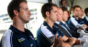 Australian swimmer James Magnussen (L) Eamon Sullivan (2/L) and members of Australia's much-hyped men's Olympic swim relay team speak at a press conference in Sydney on February 22, 2013. AFP PHOTO/William WEST