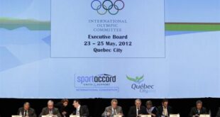International Olympic Committee (IOC) President Jacques Rogge (4th R) and executives of the IOC attend an IOC executive board meeting with the Summer Olympic International Federations at the SportAccord convention at the Congress Center in Quebec City May 23, 2012. REUTERS/Mathieu Belanger (CANADA - Tags: SPORT OLYMPICS)
