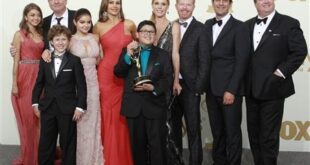‘Mad Men’, ‘Modern Family’ win Emmys but shocks abound