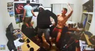 Salafists fail to stop 'Harlem Shake' in Tunisia