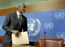 Syria in free fall as peace envoy Annan quits post